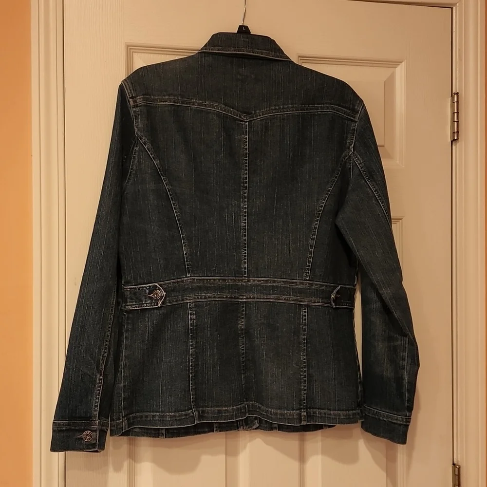Jacket - Picture 2 of 3